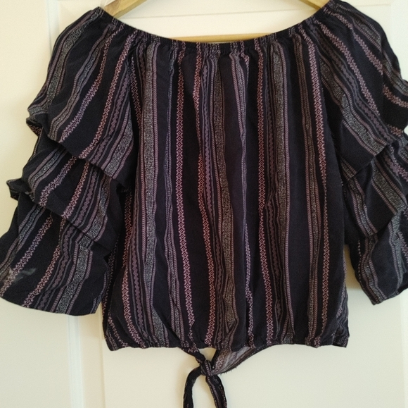 Crave Fame Boho Crop Navy Blue Striped Top! Size S - Picture 8 of 8